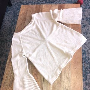 Anthropologie Knit Pattern Bell Sleeve Sweater